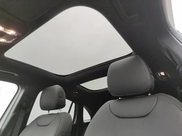 Mercedes-Benz EQA 250 AMG Line