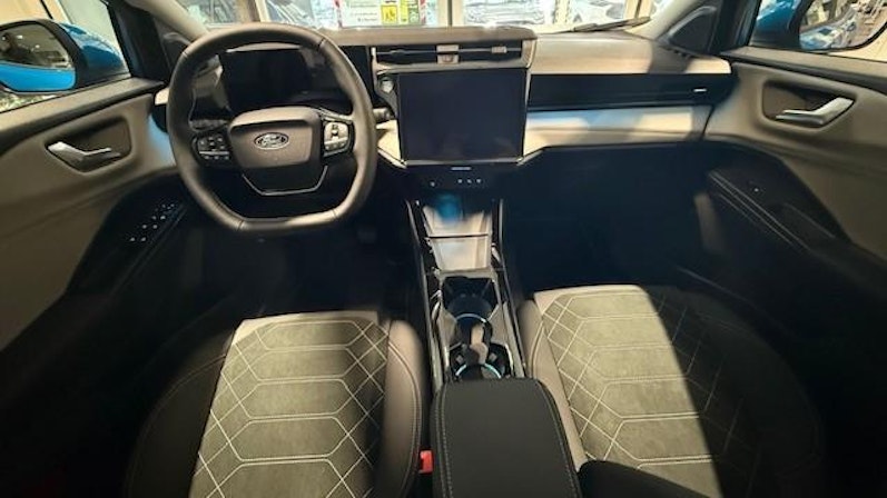 Vehicle image FORD PUMA