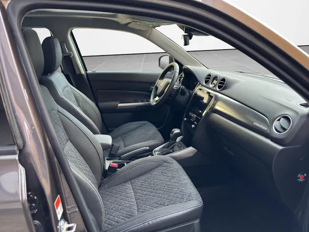 Suzuki Vitara 1.5 Compact Top Hybrid 4x4