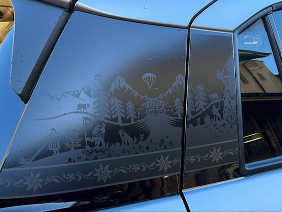 Vehicle image 10 Vehicle image 10