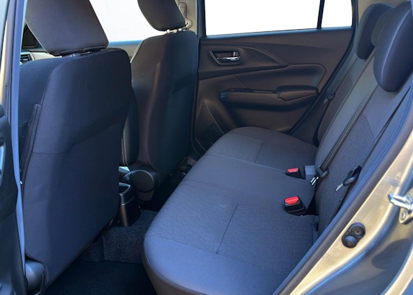 Vehicle image 7 Vehicle image 7