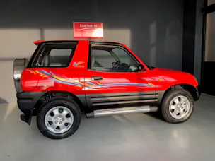Toyota RAV4 2.0i-16V