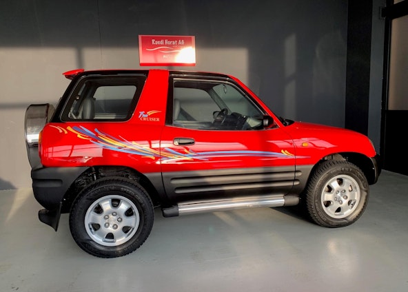 Vehicle image 13 Vehicle image 13