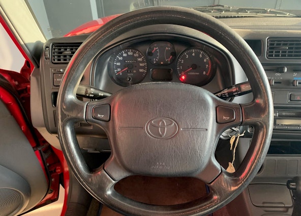 Vehicle image 4 Vehicle image 4