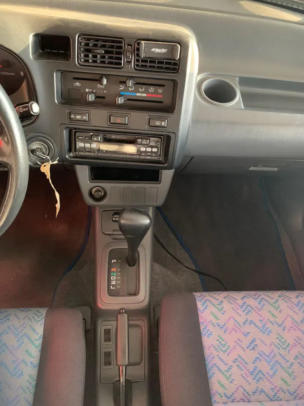 Toyota RAV4 2.0i-16V