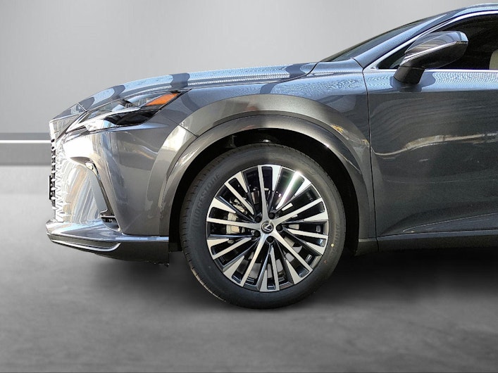 Vehicle image LEXUS RX