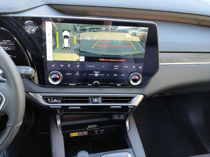 Vehicle image LEXUS RX