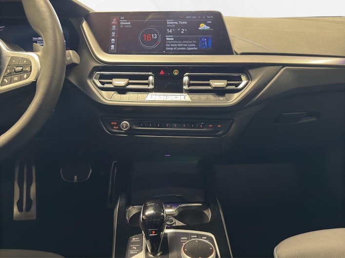 Vehicle image BMW 1 SERIES