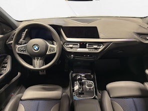 Vehicle image BMW 120d xDrive