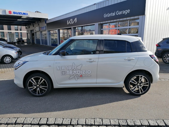 Vehicle image 2 Vehicle image 2