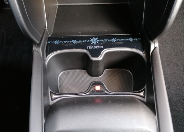 Vehicle image 9 Vehicle image 9