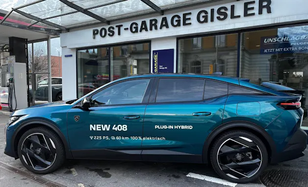 Peugeot 408 1.6 PHEV 225 GT