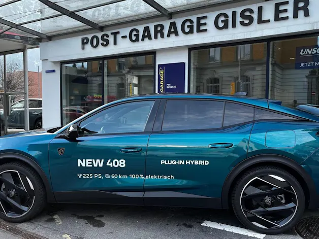 Peugeot 408 1.6 PHEV 225 GT
