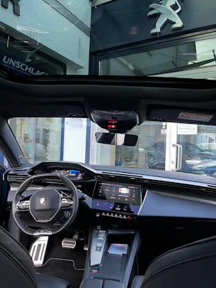 Peugeot 408 1.6 PHEV 225 GT