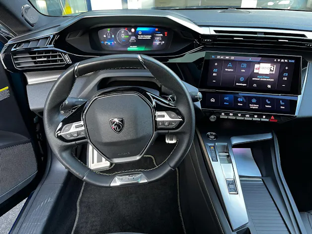 Peugeot 408 1.6 PHEV 225 GT
