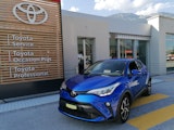 First vehicle image