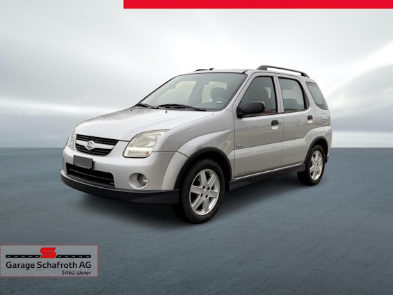 First vehicle image