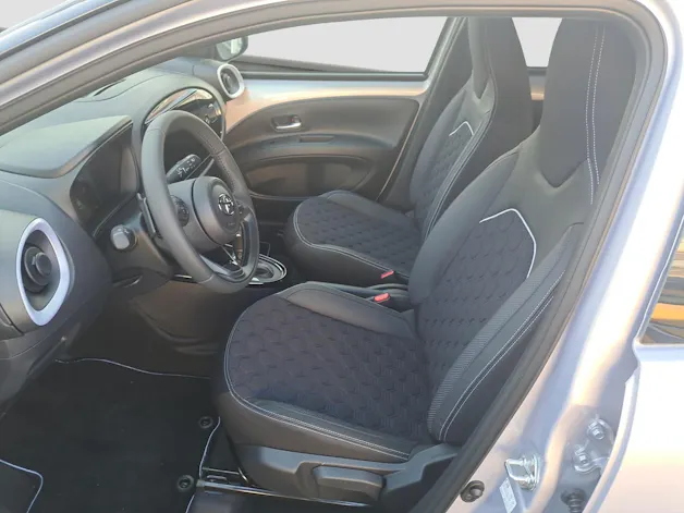 Toyota Aygo X 1.0 VVT-i JBL Edition