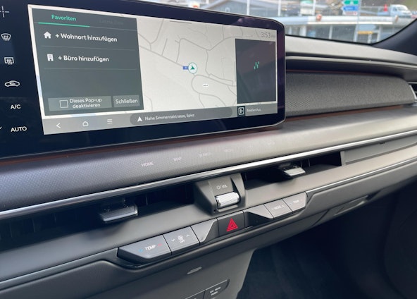 Vehicle image 38 Vehicle image 38