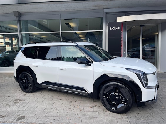 Vehicle image 25 Vehicle image 25