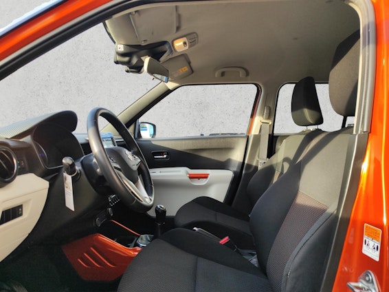 Vehicle image 8