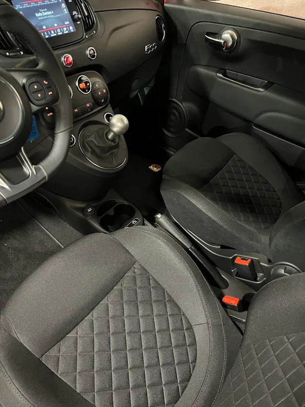 Fiat 595 Abarth 1.4 T-Jet 165 Grand Prix Edition