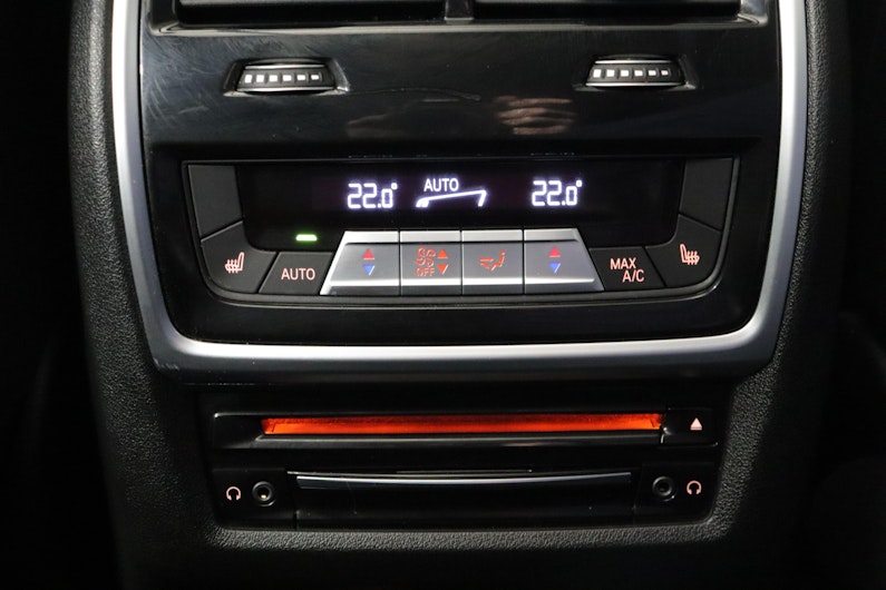 Vehicle image BMW X7