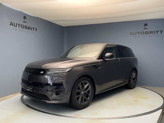 First vehicle image