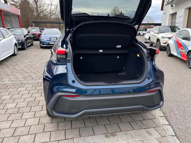 Toyota C-HR 2.0 HEV Trend 4x4