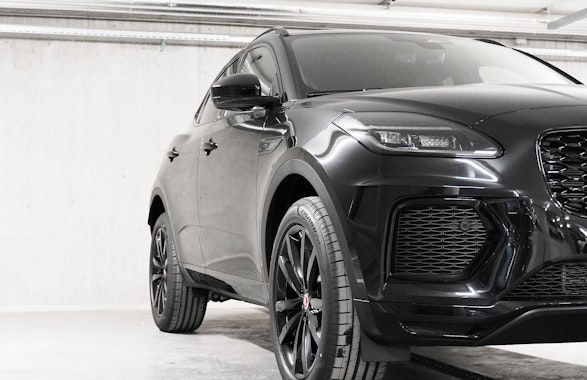 JAGUAR E-Pace 1.5 T 270e R-Dynamic SE AWD 3