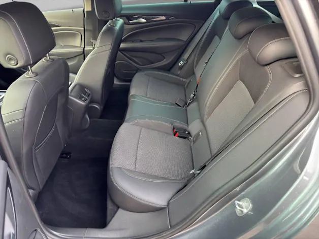 Opel Insignia Sports Tourer 2.0 CDTi Elegance