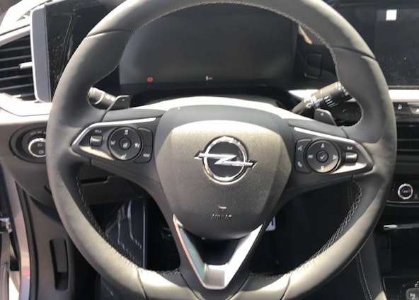 Vehicle image 5 Vehicle image 5