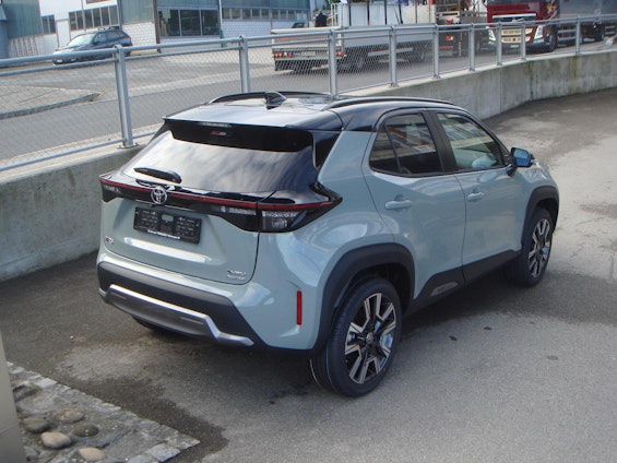 Vehicle image 2
