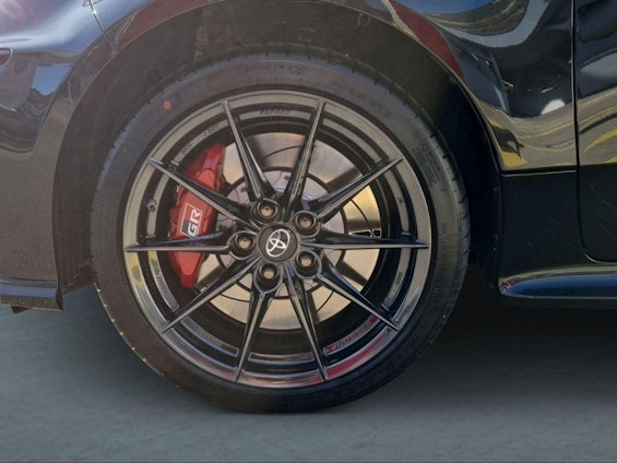 Vehicle image 9 Vehicle image 9