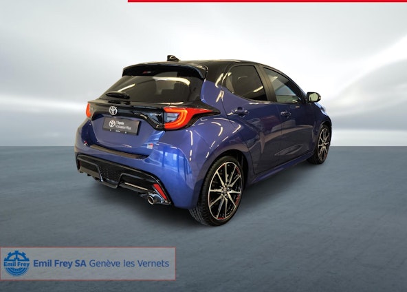 Vehicle image 14 Vehicle image 14