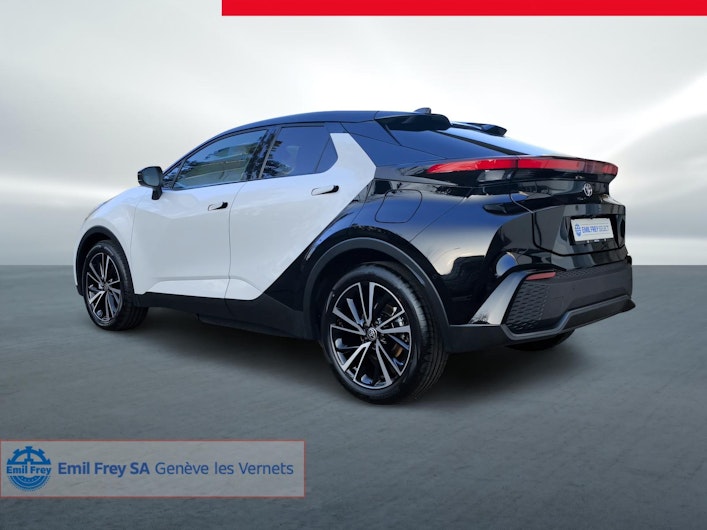 Vehicle image TOYOTA C-HR