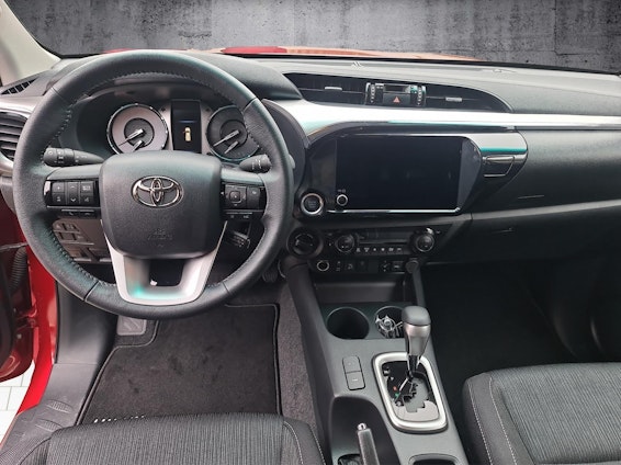 Vehicle image 4 Vehicle image 4