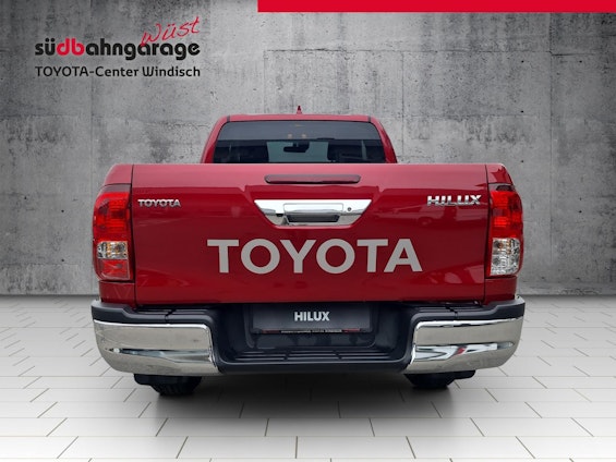 Vehicle image 13 Vehicle image 13