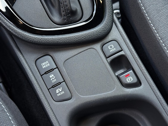 Vehicle image 23