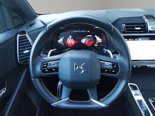 DS Automobiles 7 1.6 E-Tense Ligne Noire 4x4