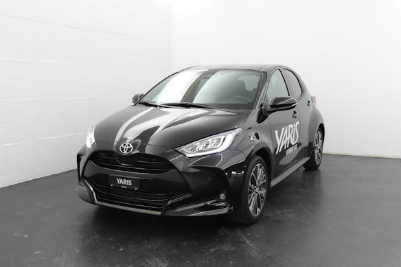 TOYOTA Yaris 1.5 VVT-i HSD Premium 0