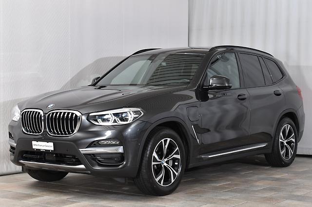 BMW X3 30e xDrive: Jetzt Probefahrt buchen!
