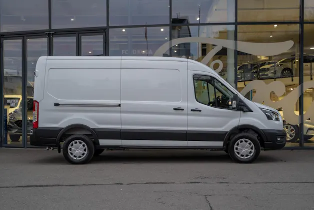 Ford E-Transit Van 350 L3H2 68kWh Trend