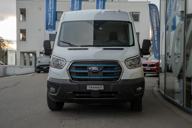 Ford E-Transit Van 350 L3H2 68kWh Trend