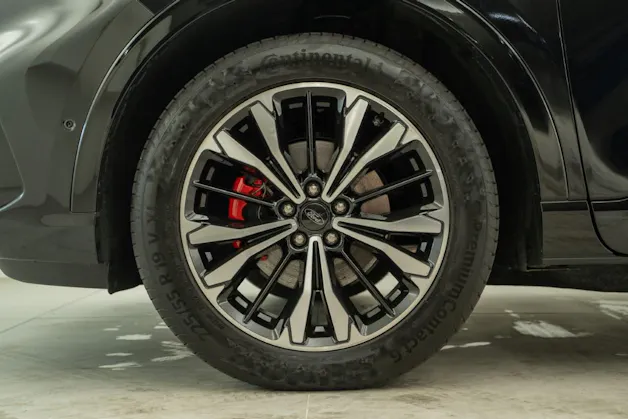 Ford Kuga 2.5 Plug-in Hybrid ST-Line X