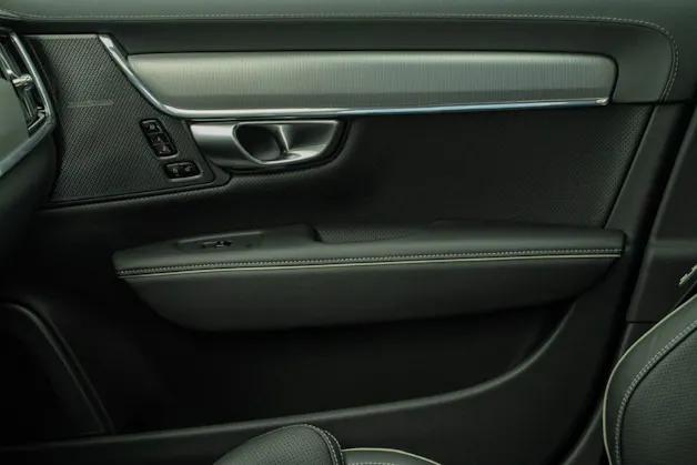 Volvo V90 2.0 T8 TE Ultimate Dark eAWD