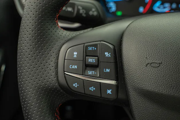 Ford Fiesta 1.0 EcoB Hybrid ST-Line X