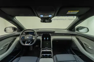 Ford Explorer Extended Range Premium AWD