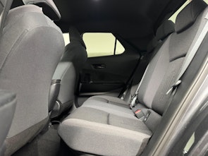 Vehicle image TOYOTA C-HR 1.8 HEV Trend