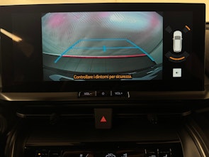 Vehicle image TOYOTA C-HR 1.8 HEV Trend